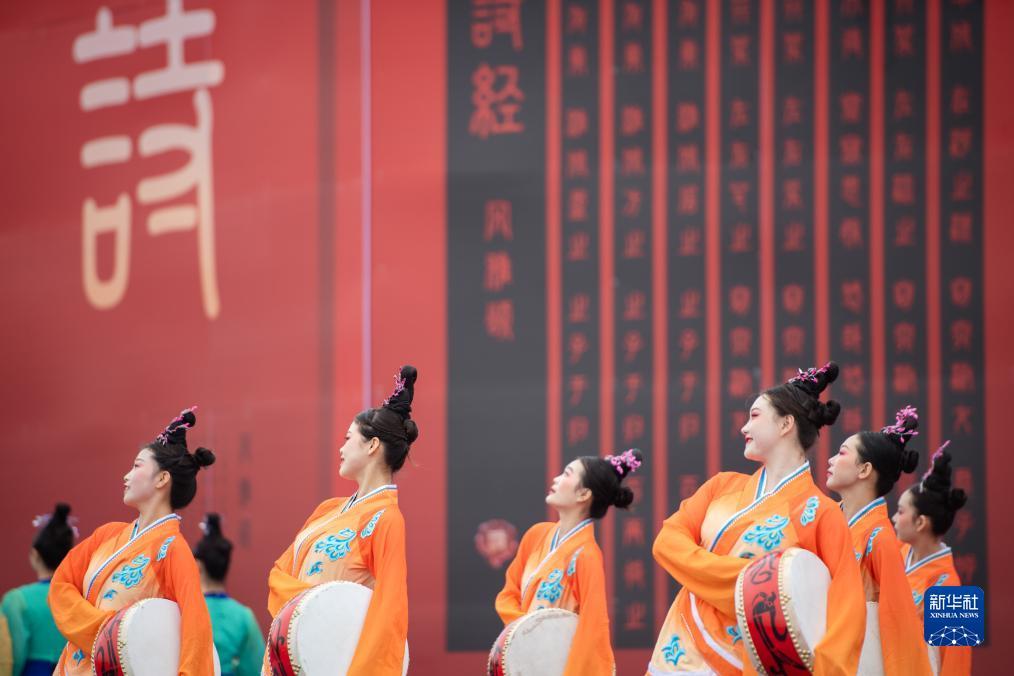 无敌炸金花下载
